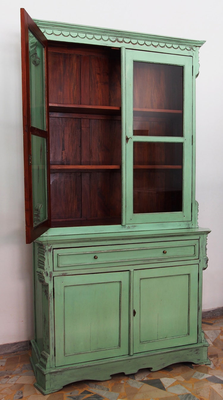 Old looking Cupboard lacquered in green by EbanisteriaGambella