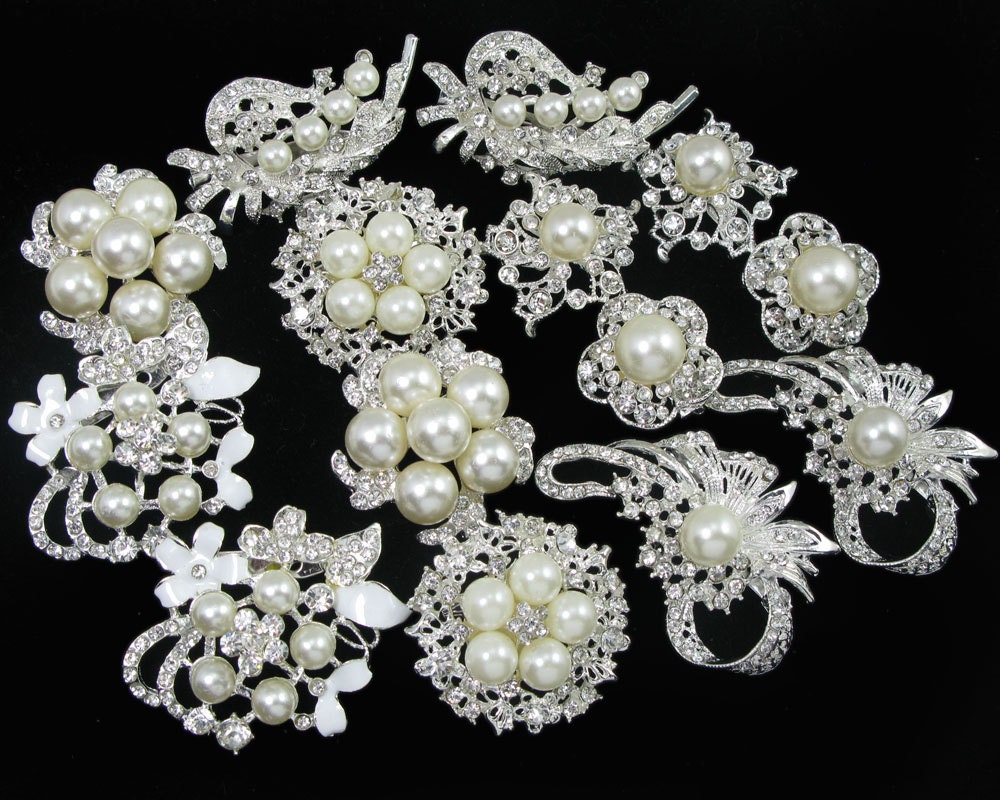 Lot 14 Clear Crystal Rhinestone Brooches Pearl Brooches Pin