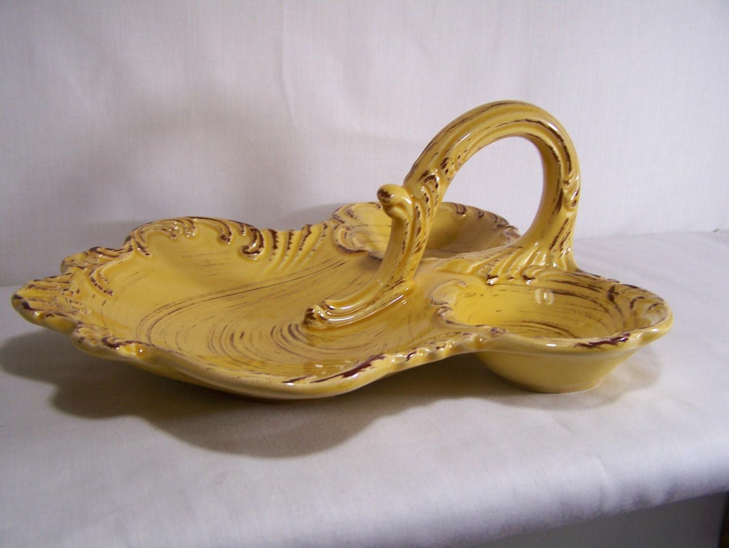 Vintage Ceramic Pottery Candy/Nut Tray Serving Tray Mustard Yellow