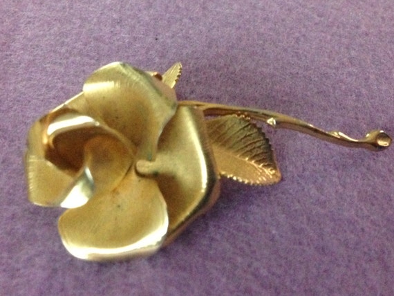 Gold Cerrito Original Rose Pin/Brooch