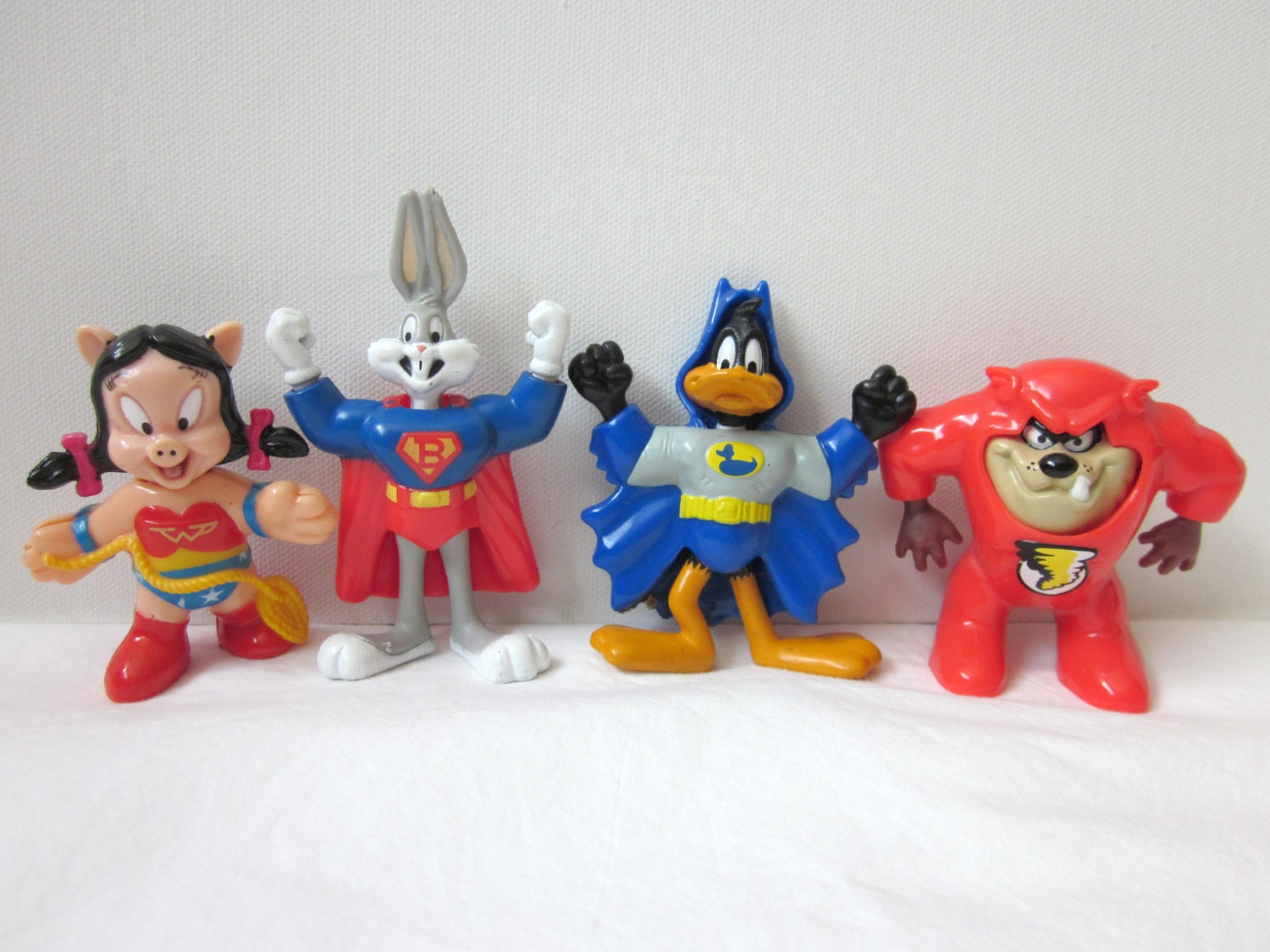 looney tunes show toys