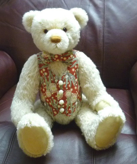 large traditional teddy bear