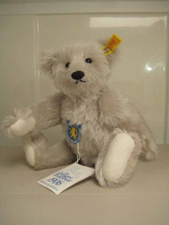 steiff 1906 replica teddy bear