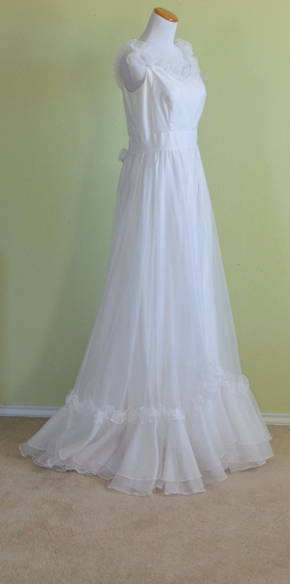 Vintage 80s White Wedding Dress prom Quinceanera gown maxi