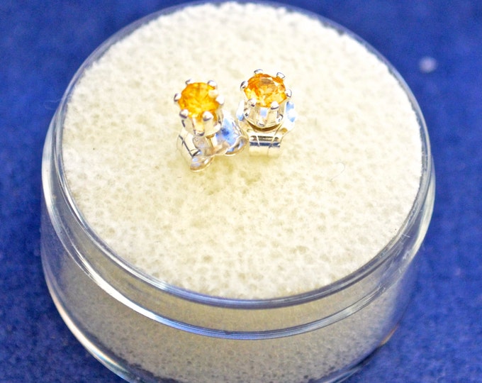 Yellow Sapphire Studs, 3mm, 0.40ct, Natural, Set in Sterling Silver E399
