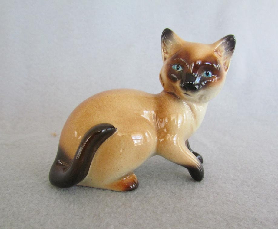 goebel cat figurine