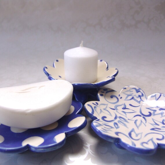 blue pottery dishes set of 3 / delft blue