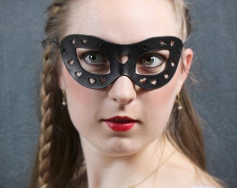 Mini Hearts Leather Mask in Black