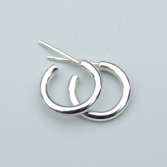 Huggie Hoop Earrings 4-Pair Hoop Earrings Set For Women - 14K Gold Plated, Hypoallergenic & Lightweight (Silver/Gold Mix) Aretes De Acero Inoxidable Para Mujer