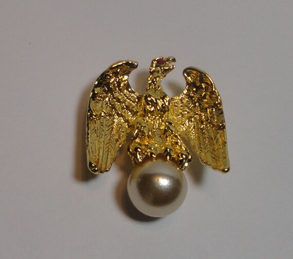 Vintage Ann Hand Liberty Eagle Brooch.