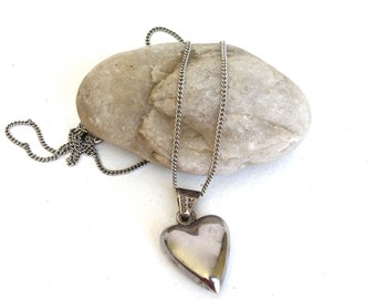 vintage sterling silver heart necklace ... vintage sweetheart ... vintage wedding
