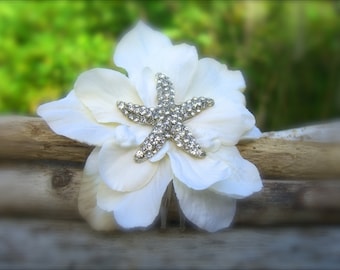 Beach Wedding Starfish Floral Hair Fascinator-IVORY-Beach Wedding, Starfish Wedding, Bridal Hair Clip, Mermaid Hair, Vegan Friendly Starfish
