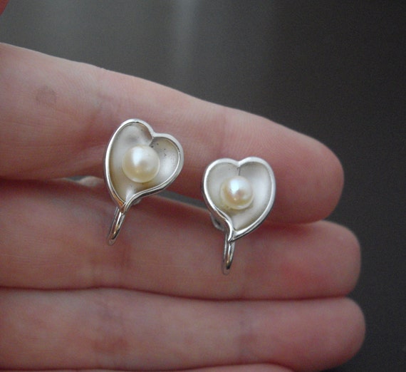 Vintage Sterling Silver and Pearl Earrings Sterling Silver