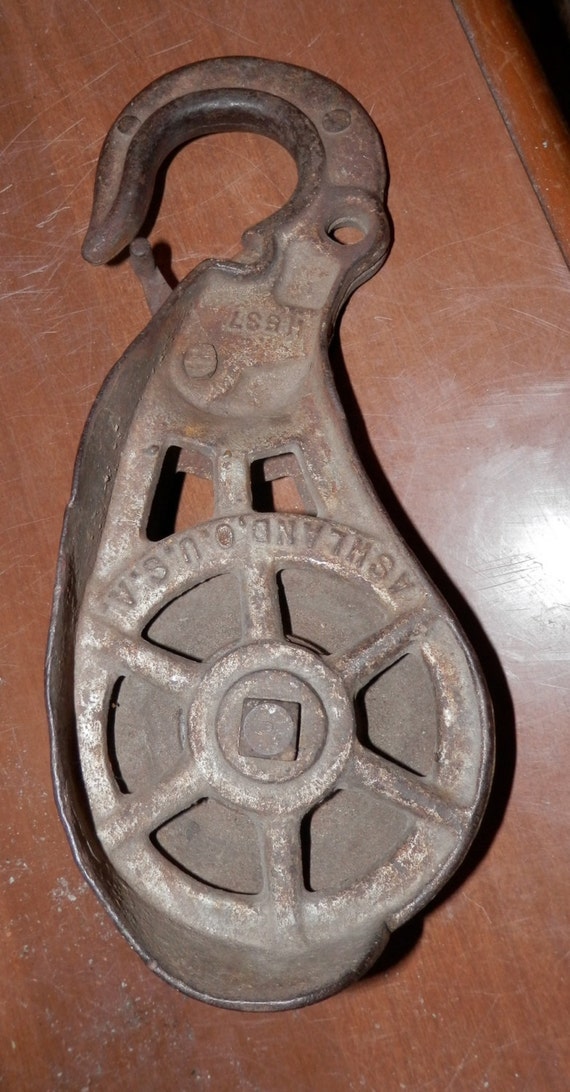 Cast iron vintage barn pulley antique rusty would be great for