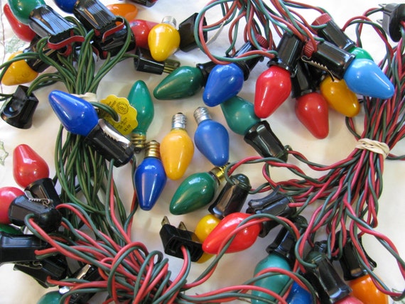 4 sets vintage 1950s c7 bulb christmas lights 7 lights each 4 sets vintage 1950s c7 bulb christmas lights 7 lights each