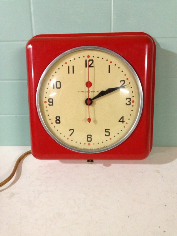 RED Vintage GE Electric Kitchen Clock