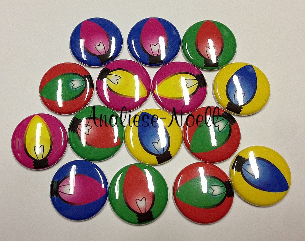 Christmas Lights 1 Buttons Set of 5 10 15 by analiesenoell on Etsy