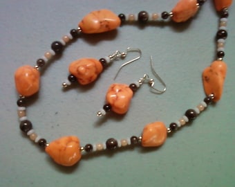 Peach, Brown and White Nugget Necklace and Earrings (0740)