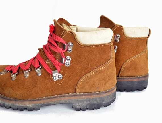 tan hiking boots red laces