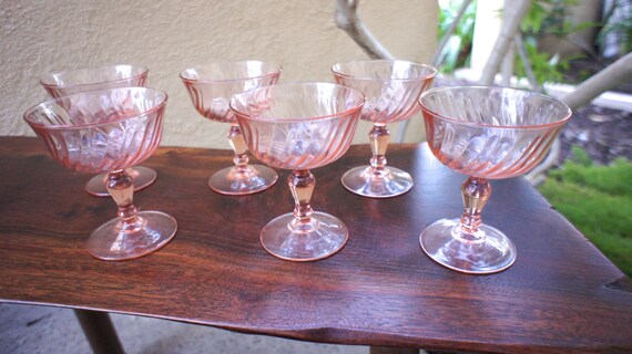 Rosaline Pink Swirl Arcoroc Glass Champagne Coupes Set of Six, Classic 1960s Barware, Depression Glass, Made in France