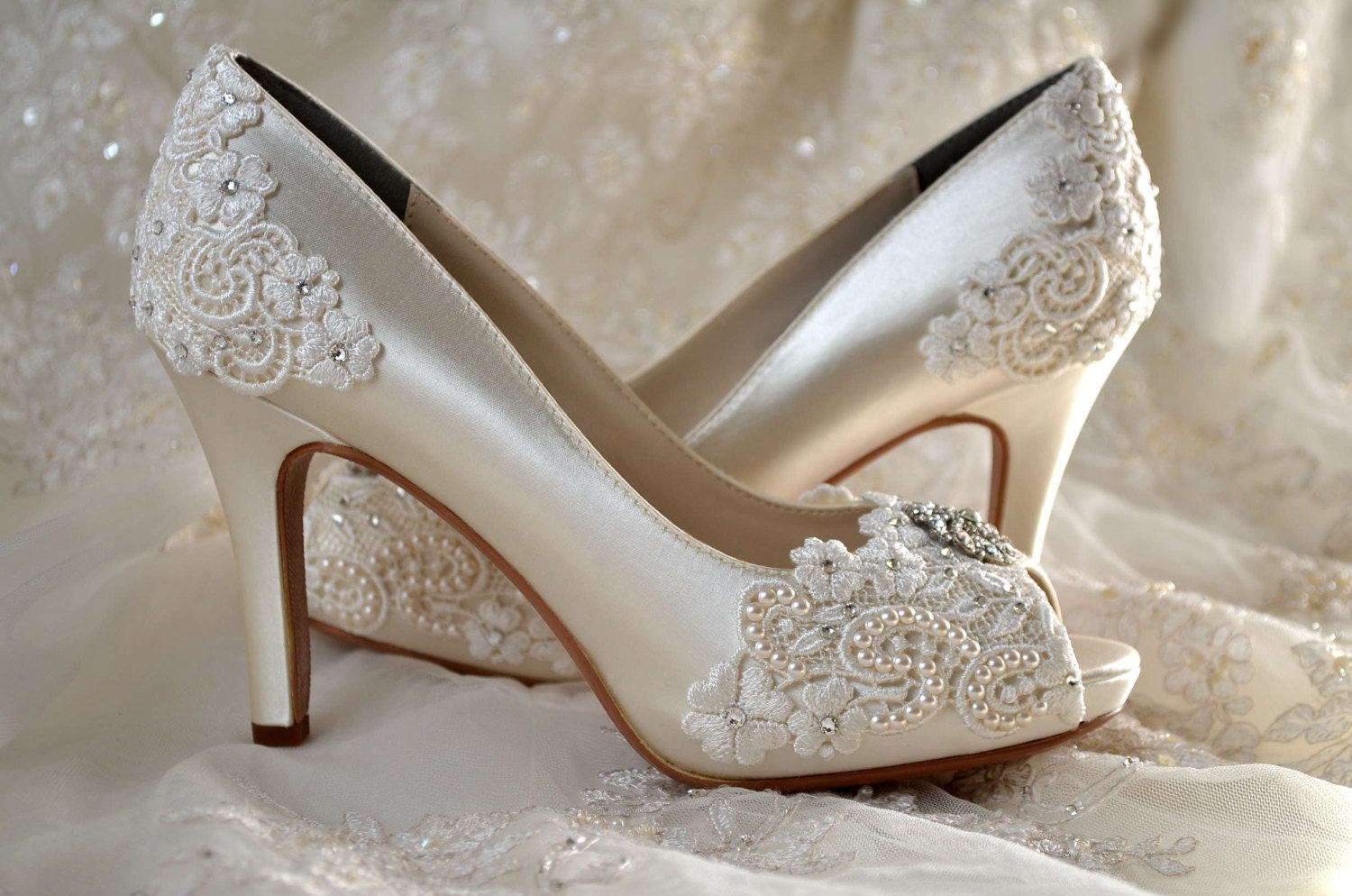 Vintage Wedding Pumps 5