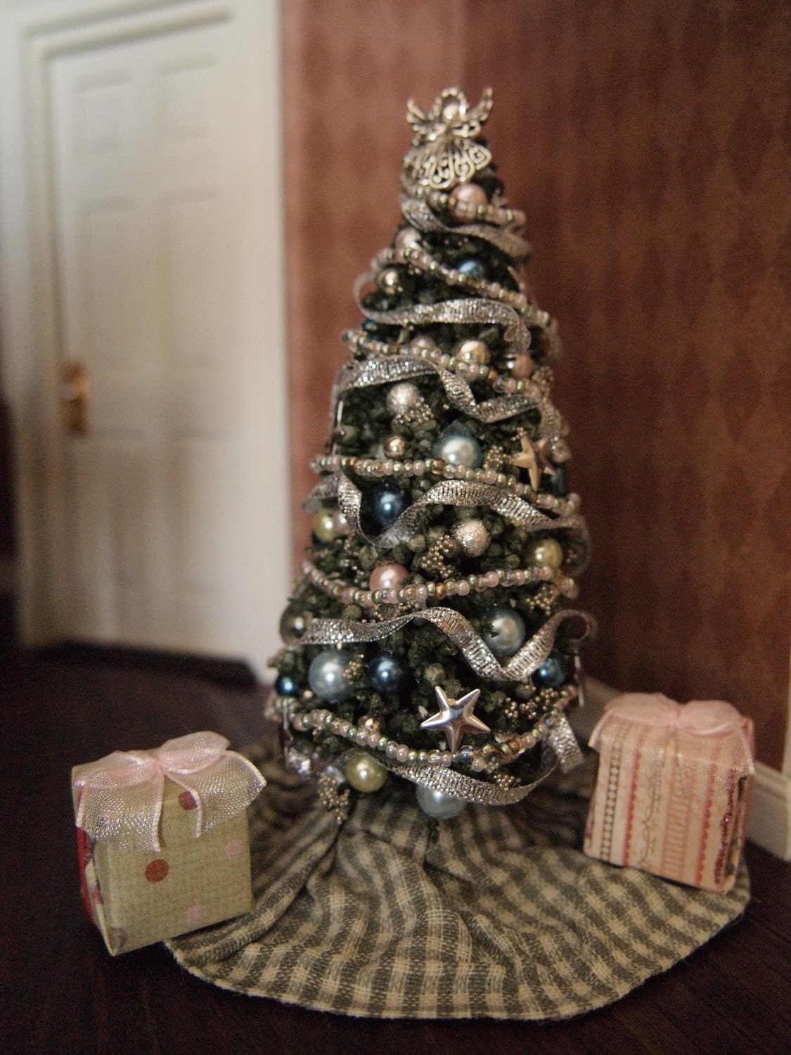 Beautiful Miniature Dollhouse Christmas Trees