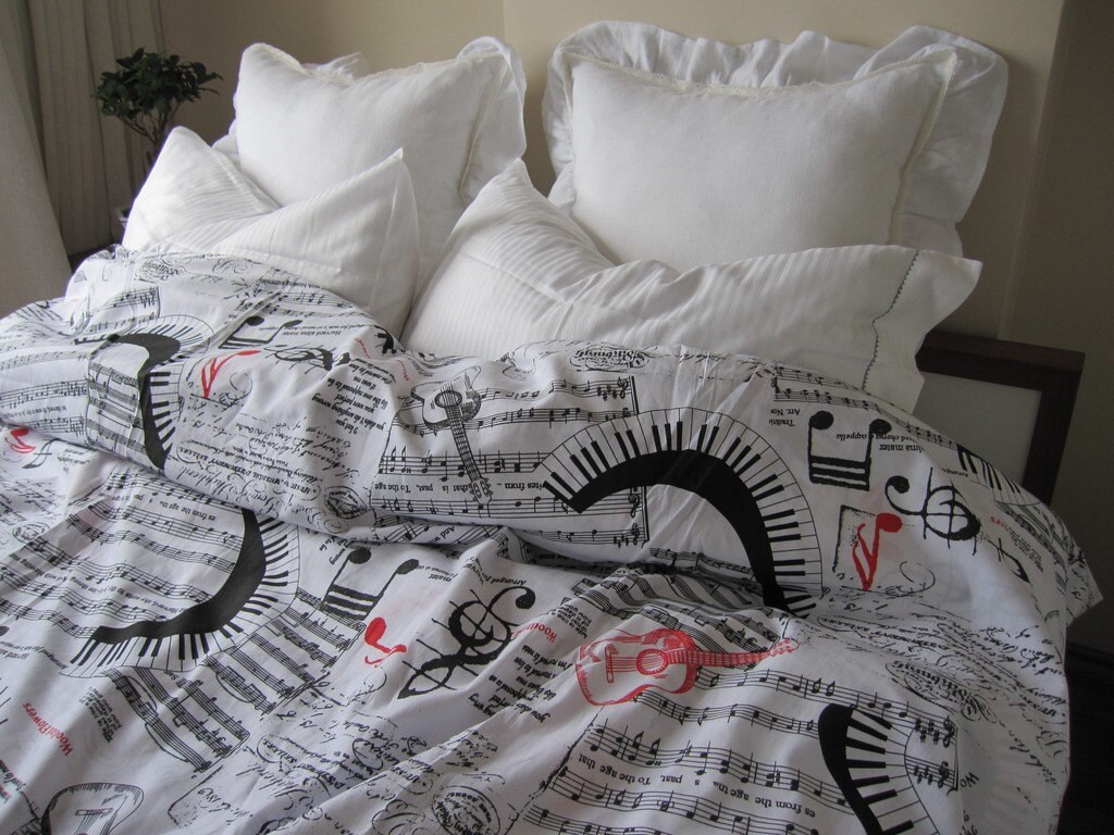 Book bedding Sheet Music notes guitar print duvet cover TWIN