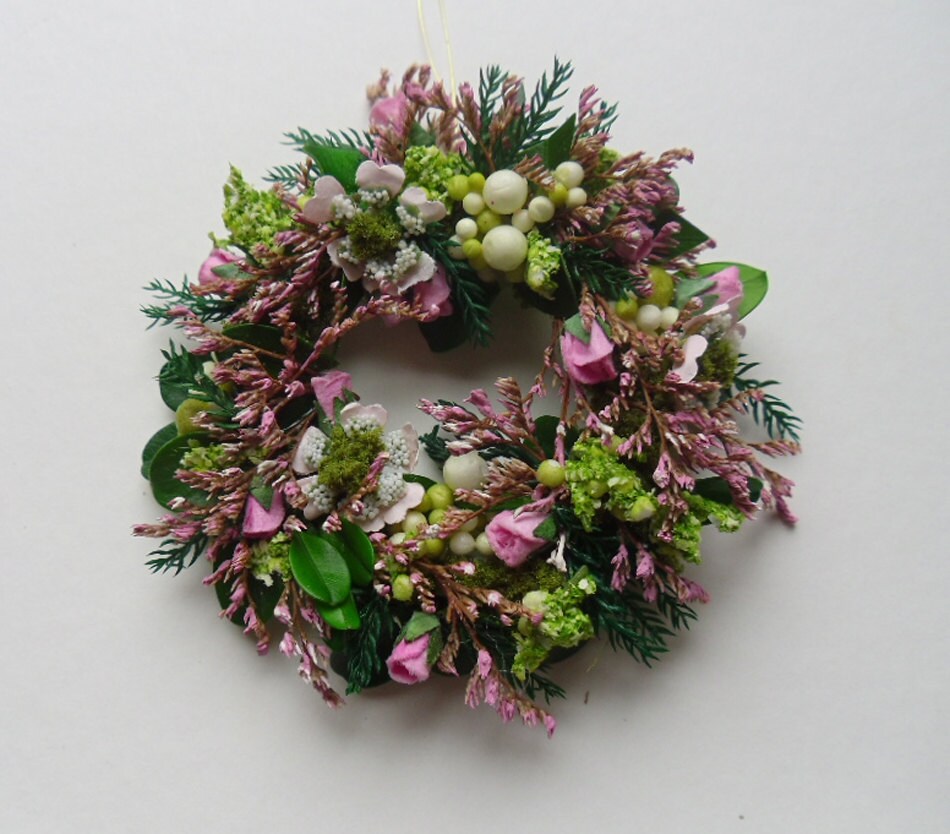 dollhouse wreath