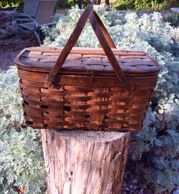 Items similar to Antique Picnic Basket on Etsy
