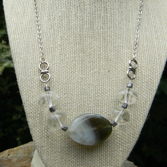 Modern necklace handmade beaded jewelry simple necklace beaded