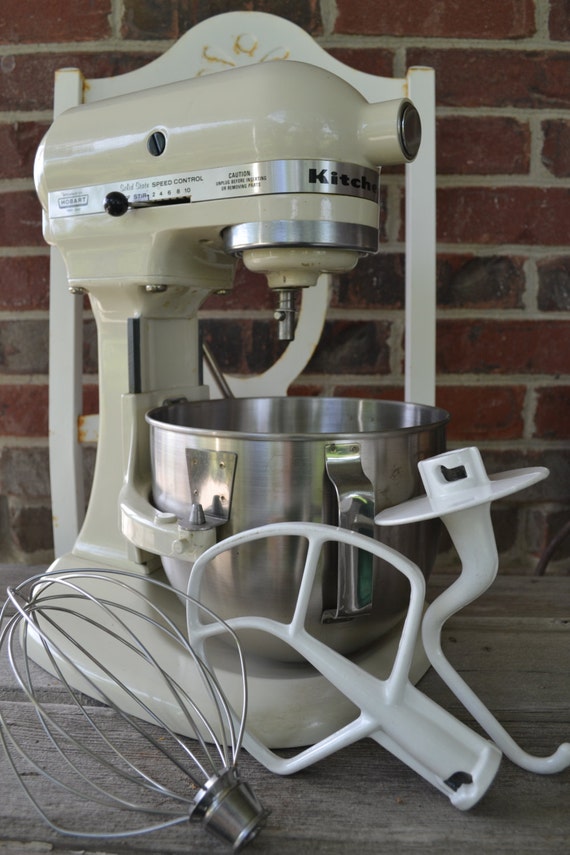 Vintage Hobart  Kitchenaid  Mixer  with Three Attachments bowl