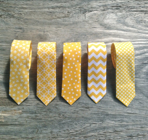 Men's Yellow Tie - Yellow Wedding - Yellow Groomsmen Ties -- Yellow Bow Tie - Yellow Polka Dot Tie - Yellow Tie for Men