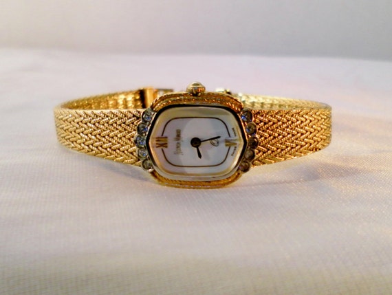 Vintage Neiman Marcus Ladies Dress Q Watch. Gold Tone Mesh