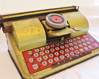 Vintage Tin Toy Berwin Superior Children's Typewriter