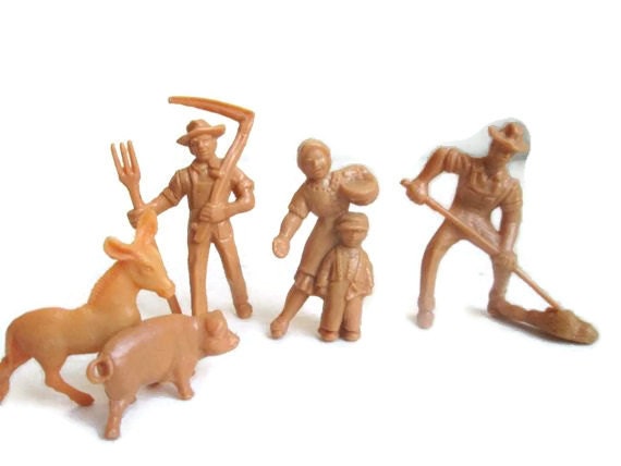 little farmer figurines