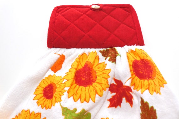 Sunflowers Hanging Pot Holder Top  Kitchen by GabbysQuiltsNSupply