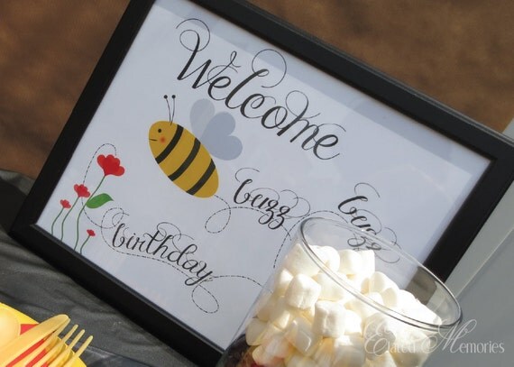 Buzz Buzz Welcome Sign - Birthday Party - DIY Bumble Bee Printable Party Il_570xn