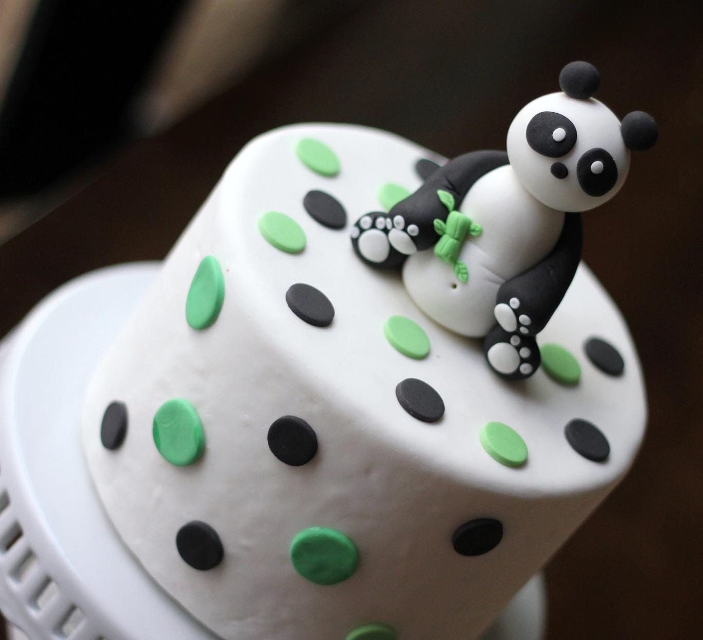 Fondant panda cake topper. This set comes in over 25 pieces