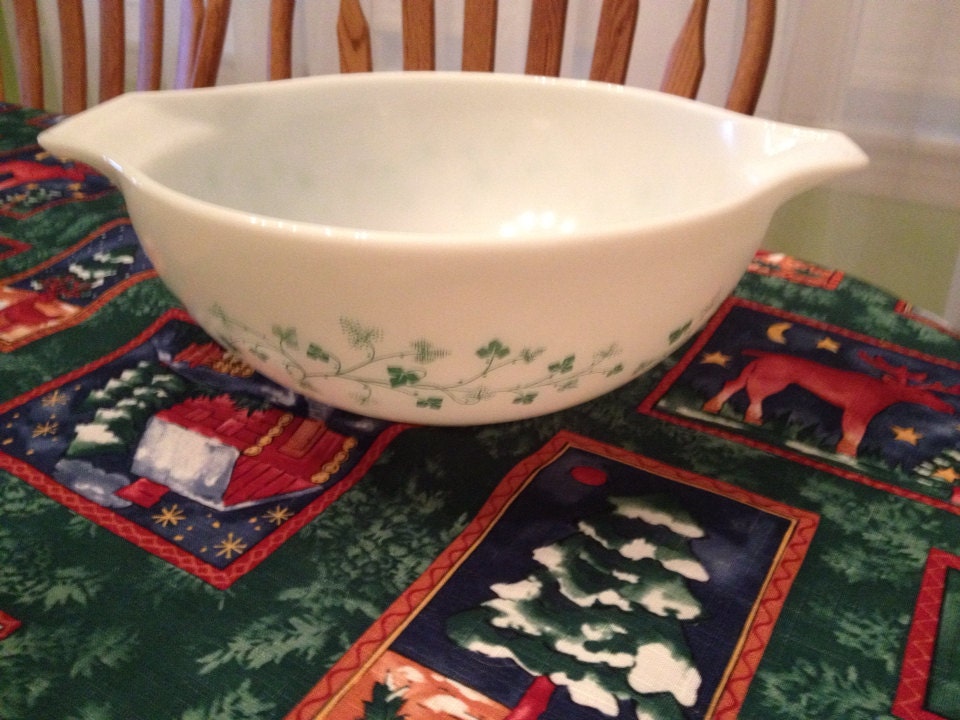 Vintage Pyrex Green Ivy Pattern Cinderella Bowl 4 Quart 444