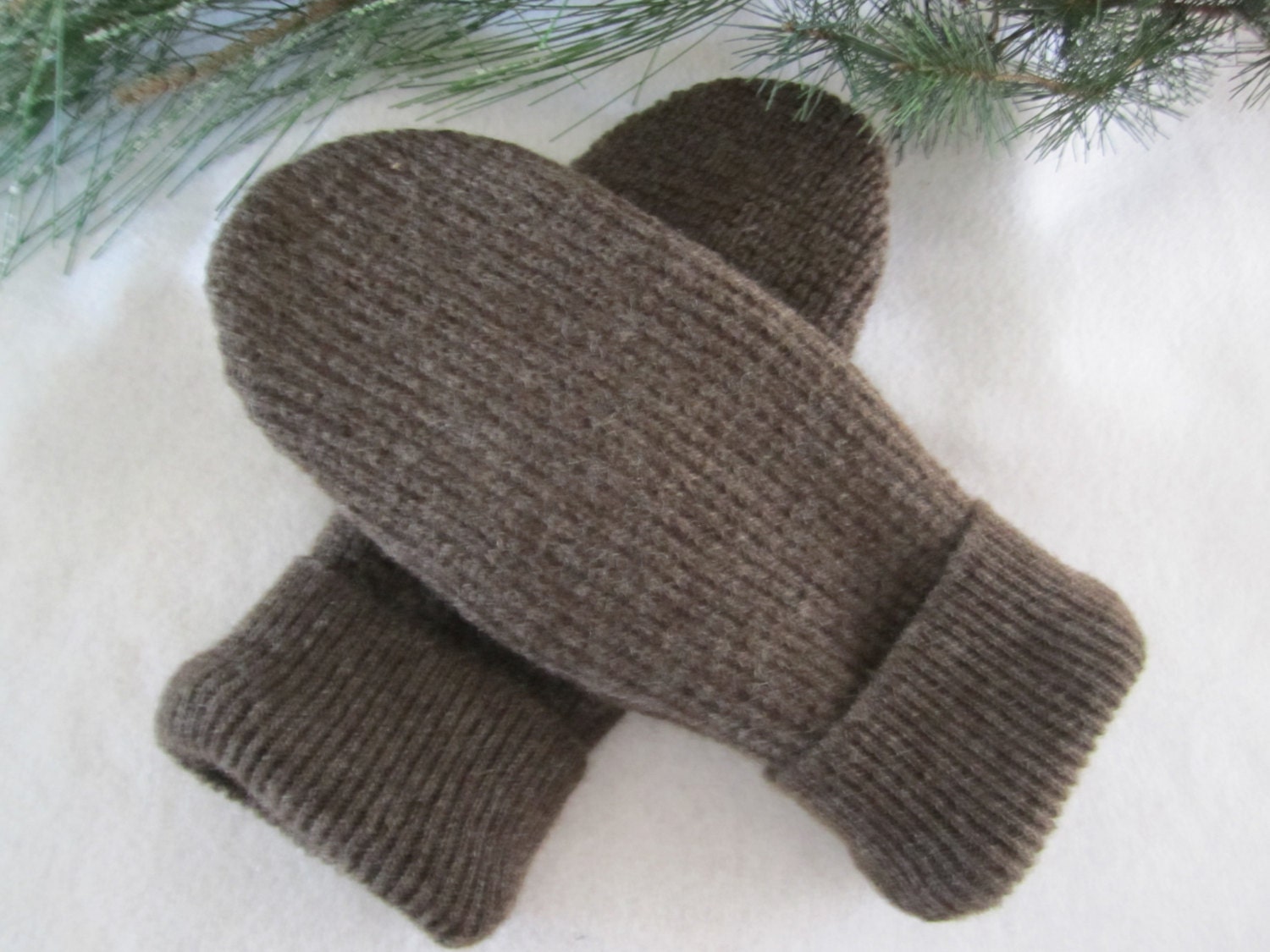 Men's large brown wool mittens fleecelined and ready to