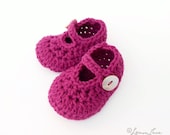 Organic Baby Mary Janes Crochet Baby Booties Slippers Baby Girl Crib Shoes Magenta Raspberry Newborn 0 - 3 months MADE TO ORDER
