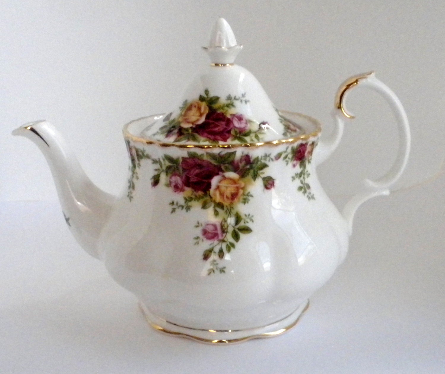 Vintage Royal Albert Old Country Roses Teapot Fine By Oldandnew8