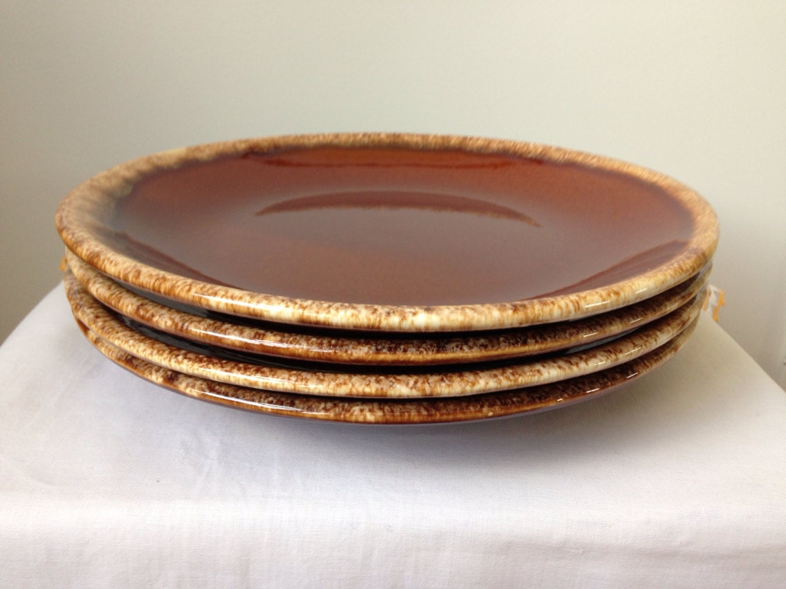 Hull Brown Drip Pottery Dinner Plates Set of Four