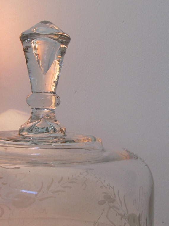 Vintage Etched Glass Cake stand with Dome lid