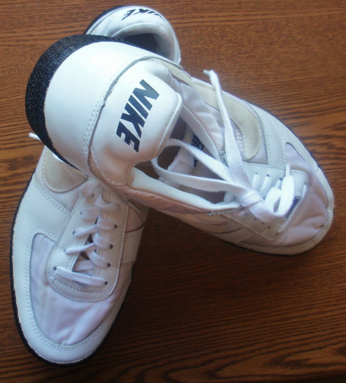 vintage nike shark cleats