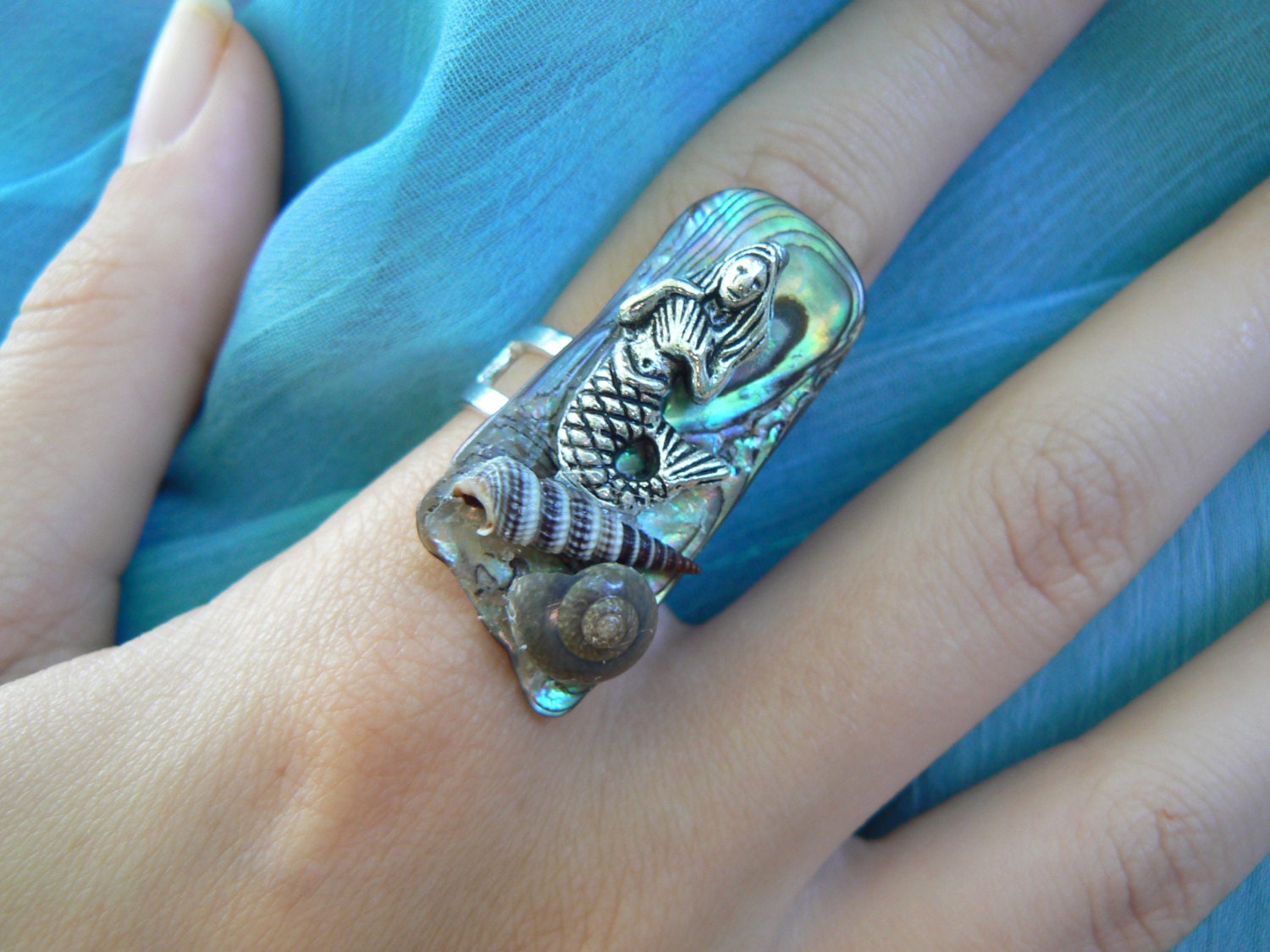 mermaid inflatable ring