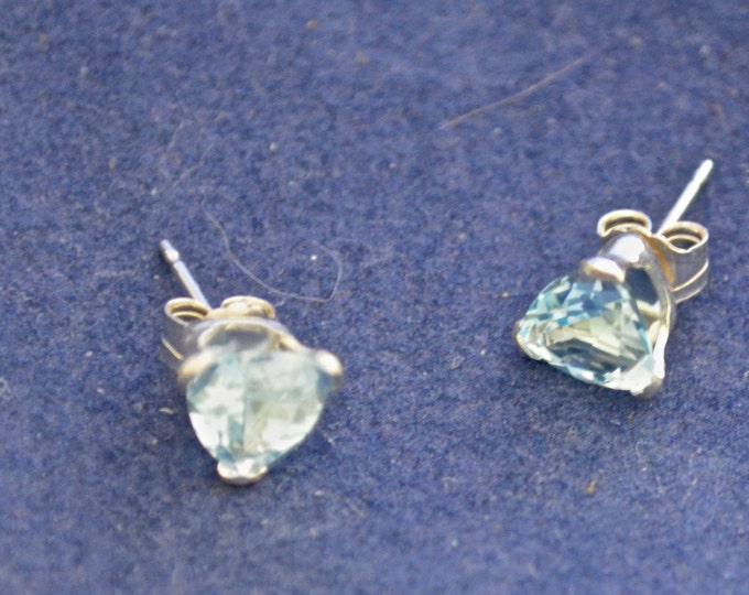 Sky Blue Topaz Studs, 6mm Trillium, Natural, Set in Sterling, 1.92ct E365