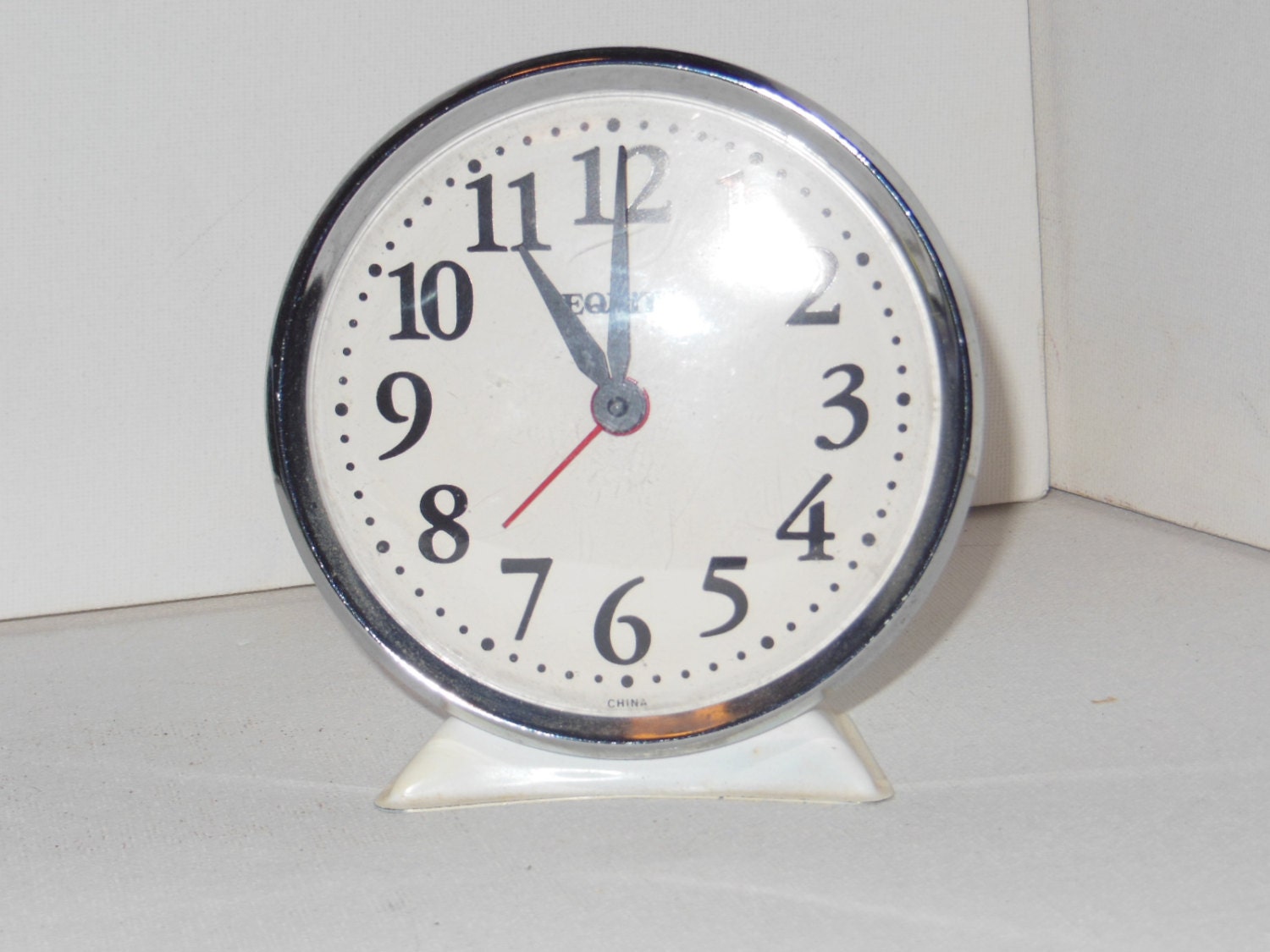 Vintage Equity Working Windup Clock