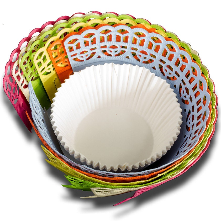 Mixed Coloured Muffin Wraps x6 with White Cupcake Cases x12 from