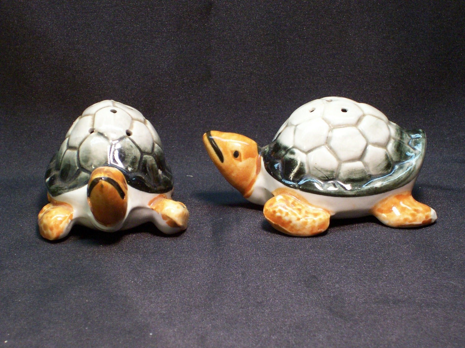 Tortoise Turtle Salt & Pepper Shaker Set Vintage 1960’s Japan Ceramic